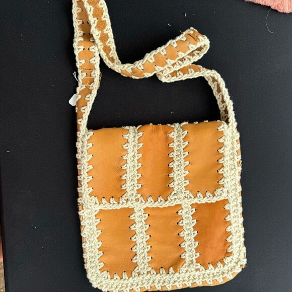 Vintage Leather Macrame Shoulder Bag - Picture 1 of 7